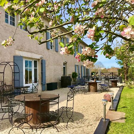 Le Relais D'Aulnay Bed and Breakfast Aulnay  Exteriör bild